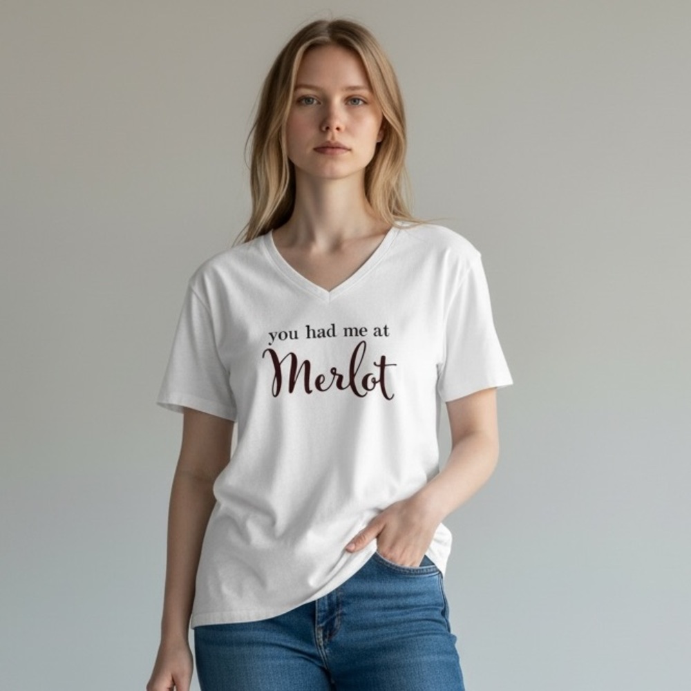 Soma Textured White Graphic Tee - "You Had Me at Merlot" XL